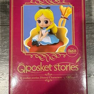 Qposket Stories Alice Figure - Blue and Yellow
